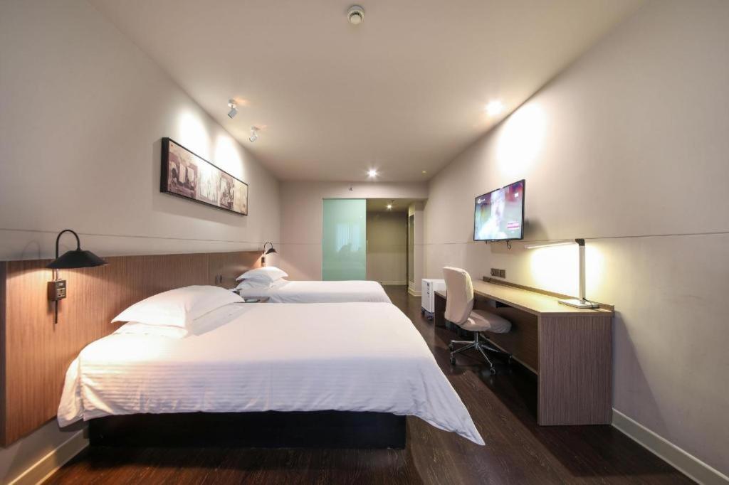 Jinjiang Inn Select Wuhan Xinhua Road Xiehe Hospital Exteriör bild